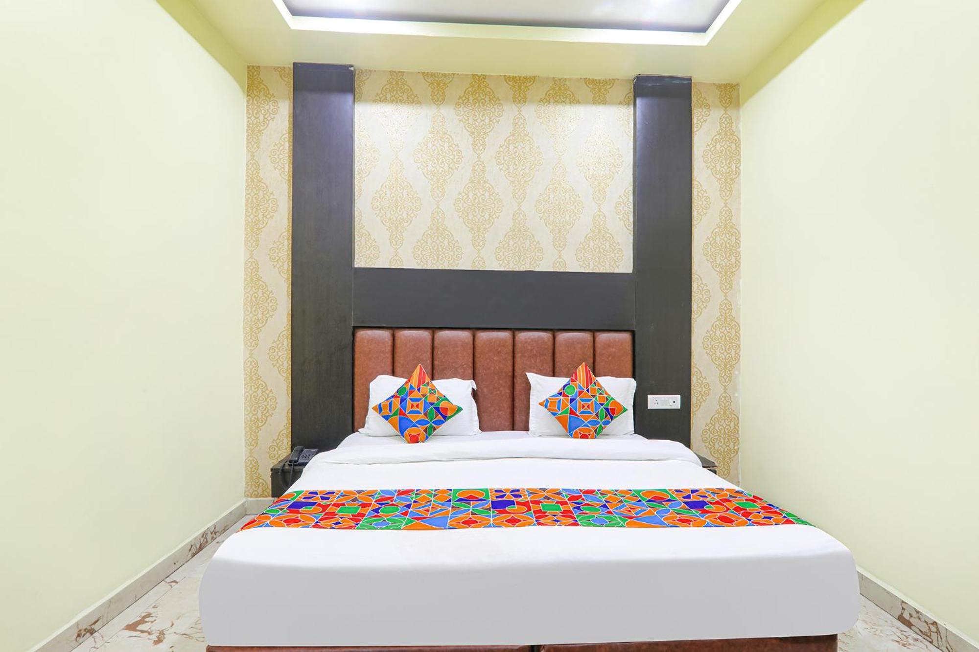 Fabexpress Gs Residency Hotel Varanasi Luaran gambar